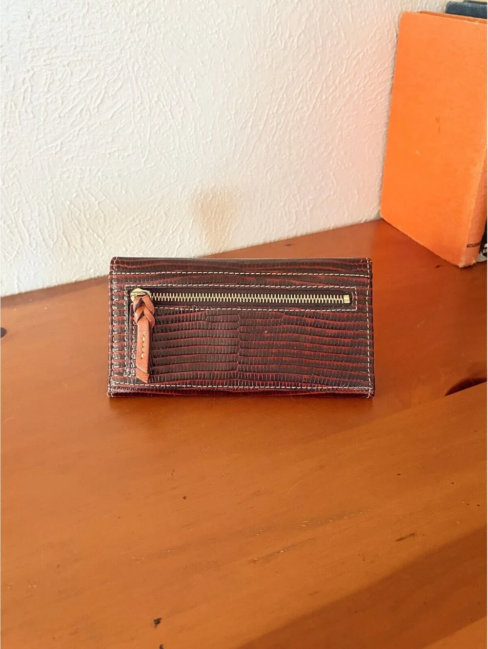 Dooney & Bourke Wallet Trifold Croc Embossed Vintage
